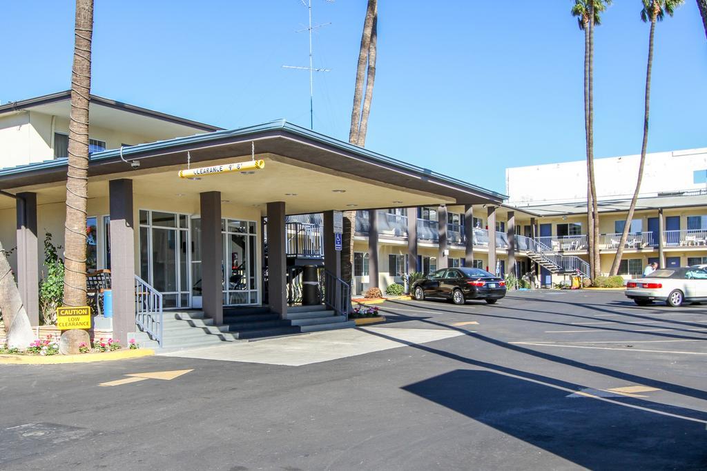 6 San Diego, Ca Airport Harbor Hotel San Diego