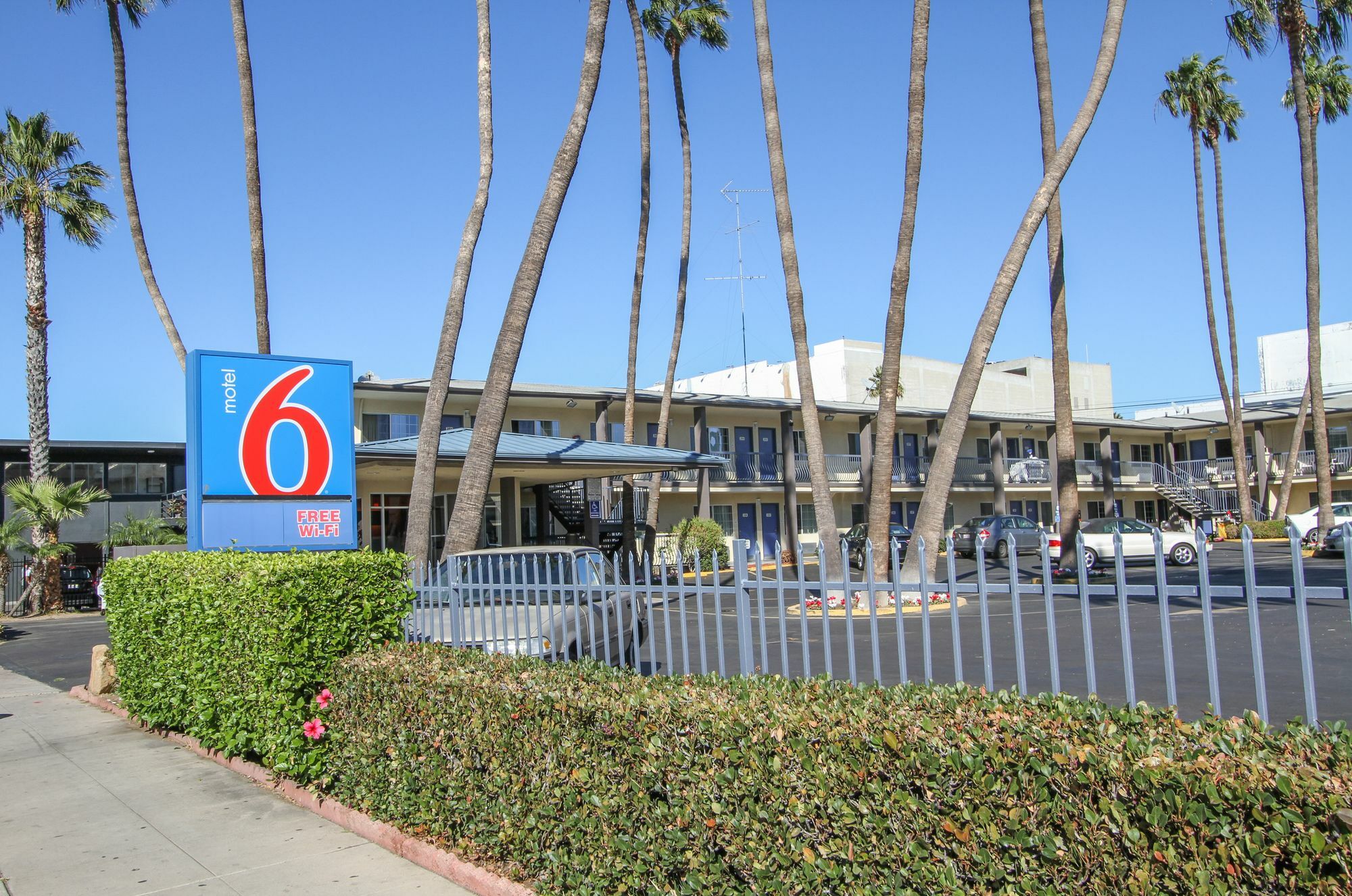 6 San Diego, Ca Airport Harbor Hotel San Diego